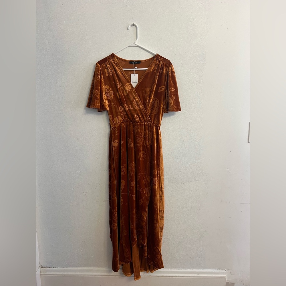 Velvet Floral Pattern Semi Formal Wrap Dress